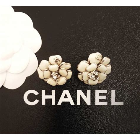 bigiotteria chanel imitazioni|Chanel shop online.